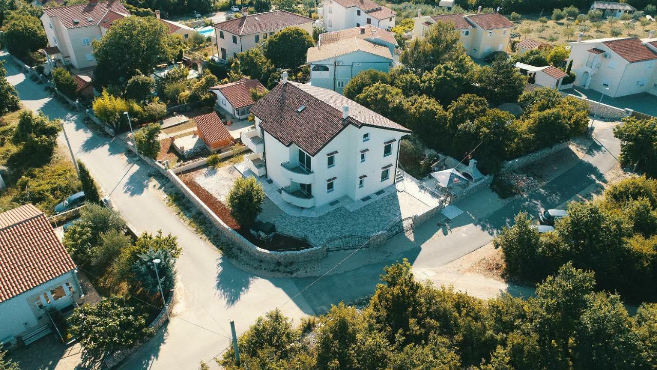 Apartmani Judita Pinezići Dış mekan fotoğraf