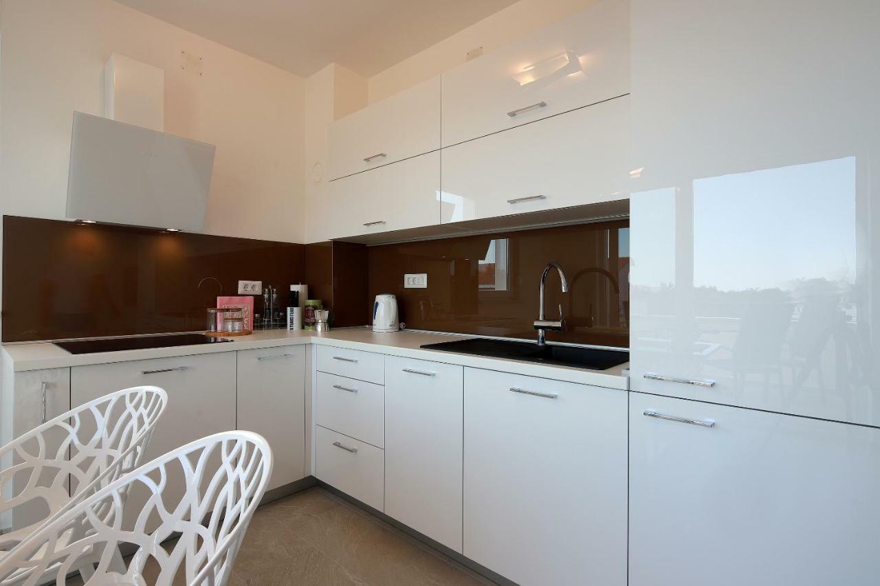 Apartmani Judita Pinezići Dış mekan fotoğraf